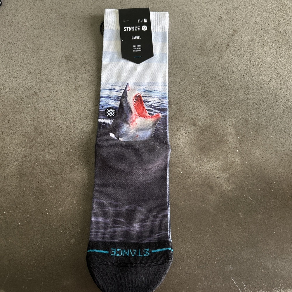 BRAND NEW Stance Men's Medium Socks Crew Length "LANDLORD" Shark Jaws NWT